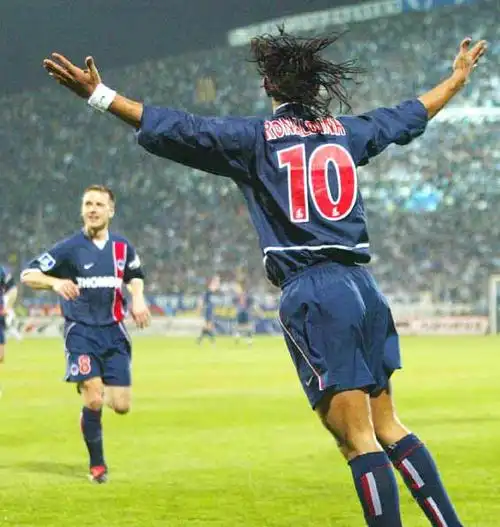 瓦伦西亚主 瓦伦西亚主