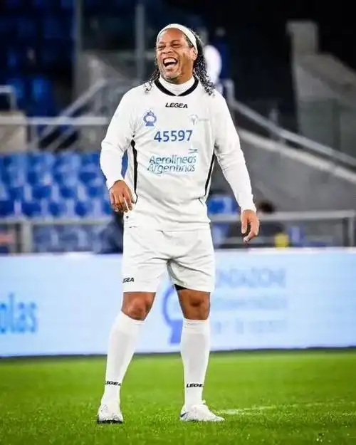 我们可以发 我们可以发