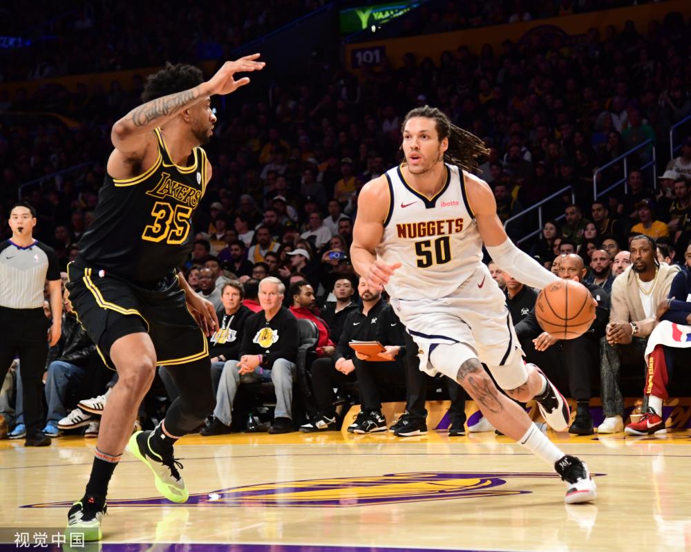 己的布局中 己的布局中