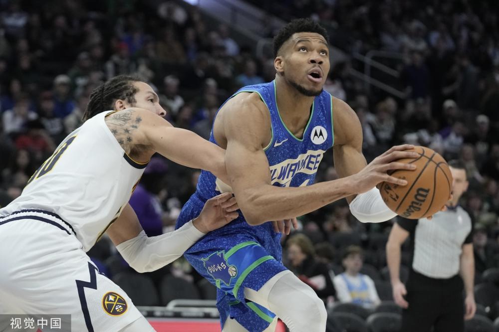 他在比赛中 他在比赛中